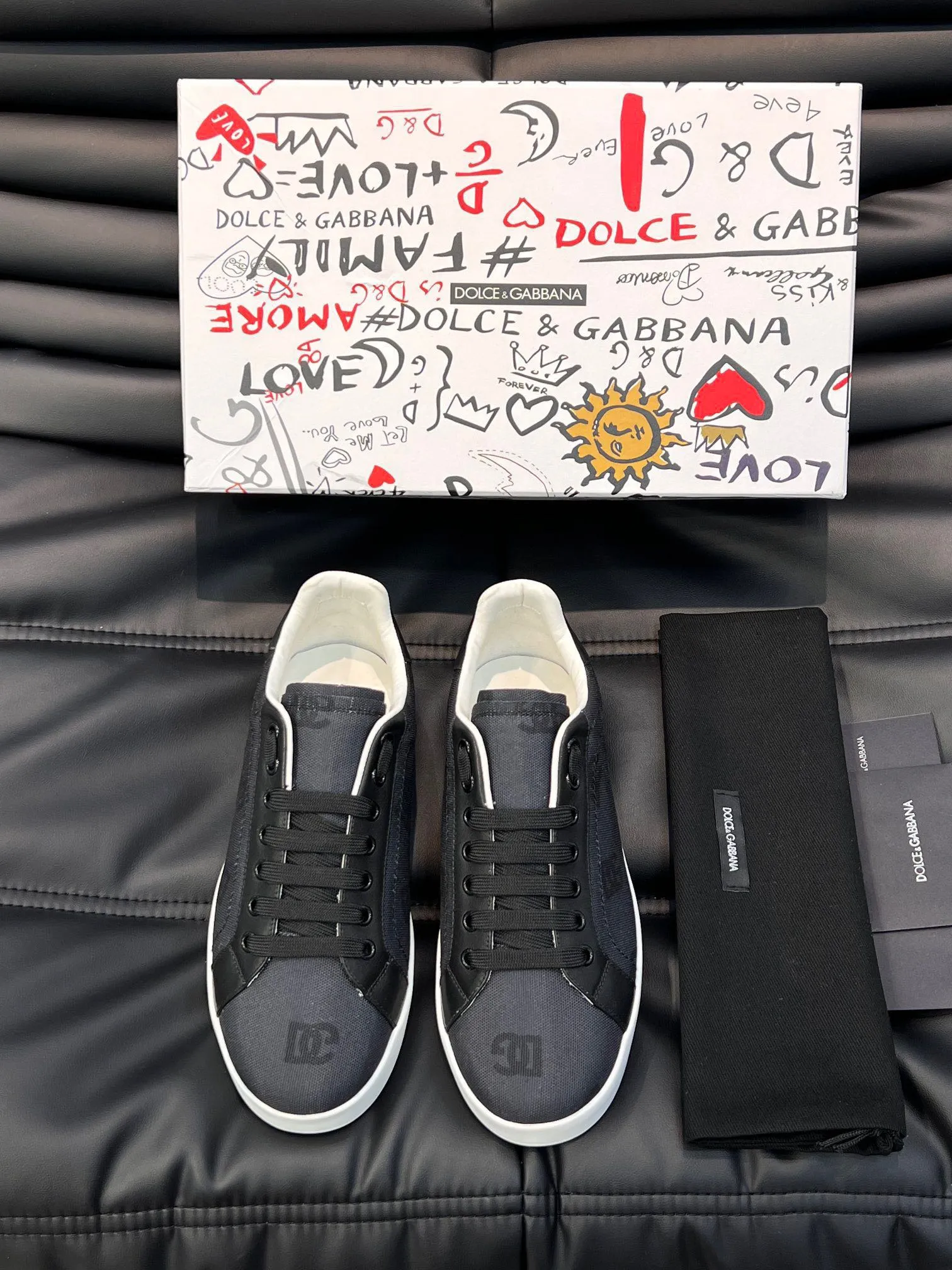 Men's shoes 360 yuan🏮🏮2023 new Dolce & Gabbana/top original single DG heavy industry series, imported original waterproof canvas, contrasting color design is super beautiful, exquisite and luxurious, super A level! Compared with the genuine product at the counter, the version is no worse at all! size：38-46